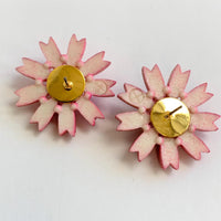 Fresh As A Daisy Earrings in Fuchsia