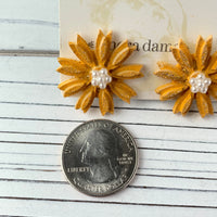 Lenora Dame Fresh As A Daisy Post Earrings
