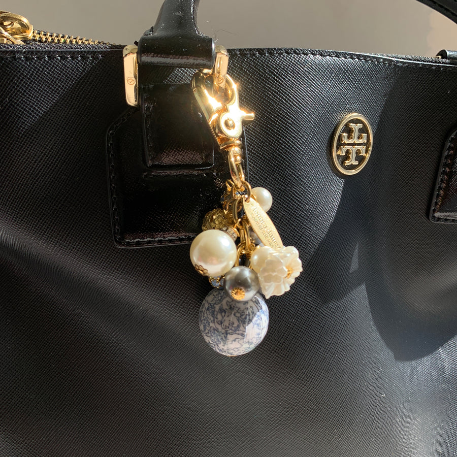 Frosty Purse Charm