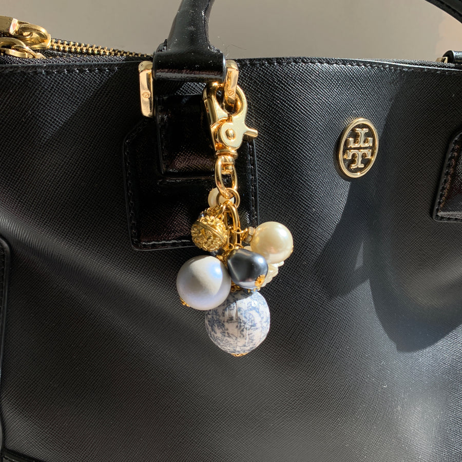 Frosty Purse Charm