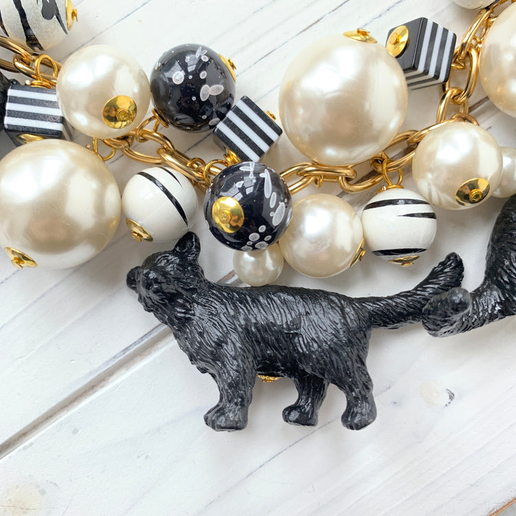 Spooky Cat Necklace