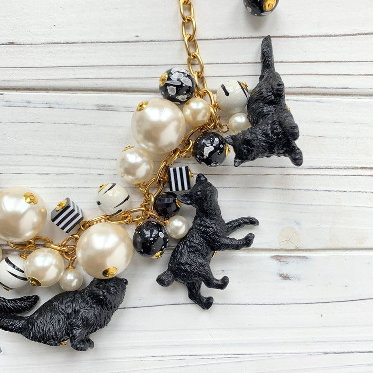 Spooky Cat Necklace