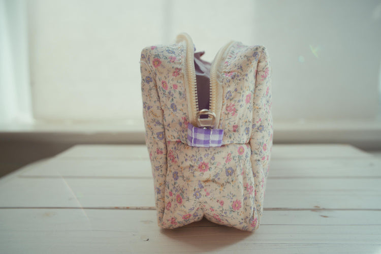 Lenora Dame One-of-a-Kind Stylized Daisy Quilted Cosmetic / Makeup bag