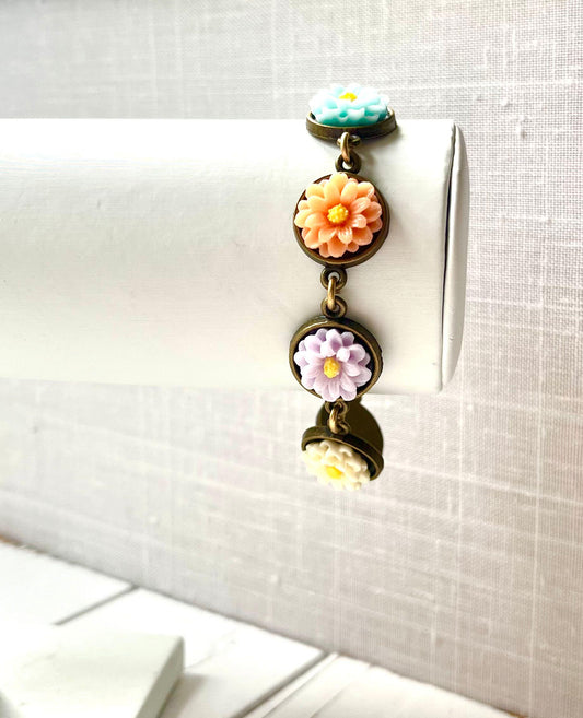 Lenora Dame Daisy Pop Bracelet (available as a set)