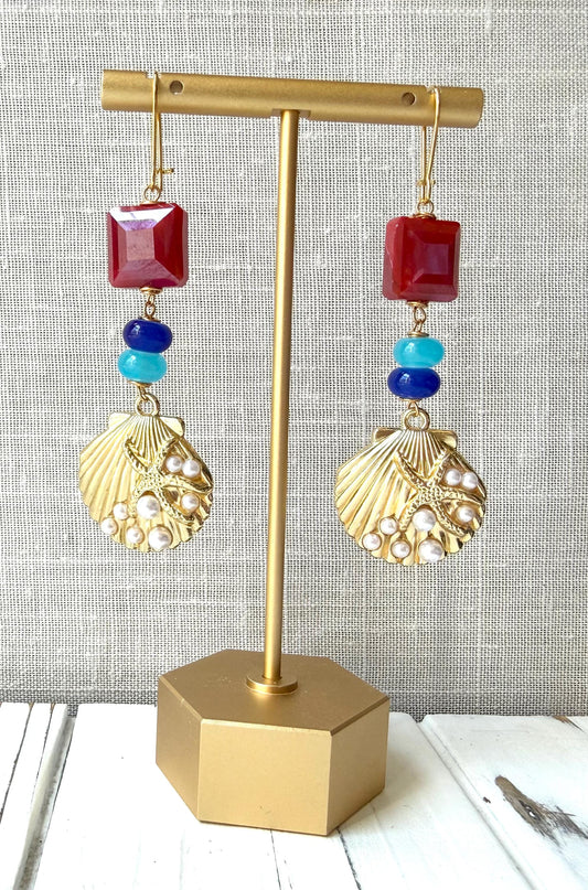 Lenora Dame American Seashell Earrings