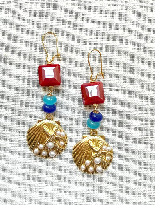 Lenora Dame American Seashell Earrings