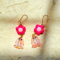 Lenora Dame Daisy Ghost Earrings- Pink