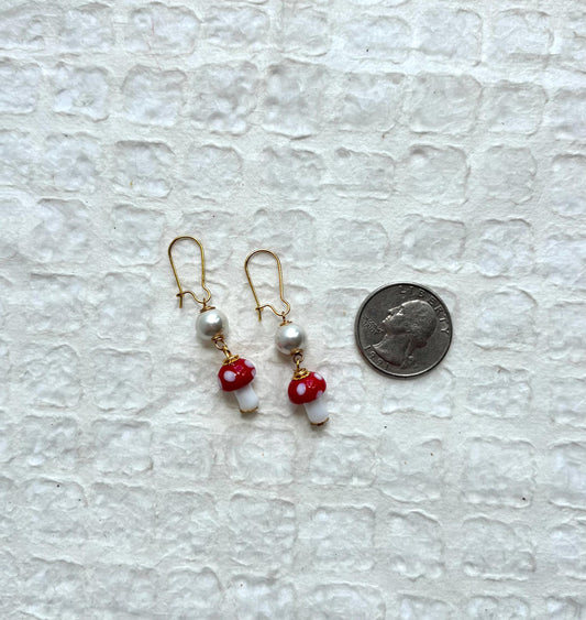 Lenora Dame Mini Mushroom Pearl Earrings