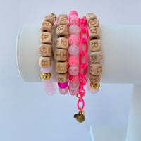 Teacher's Gift 5-Piece Stretch Bracelet Set in No Gum