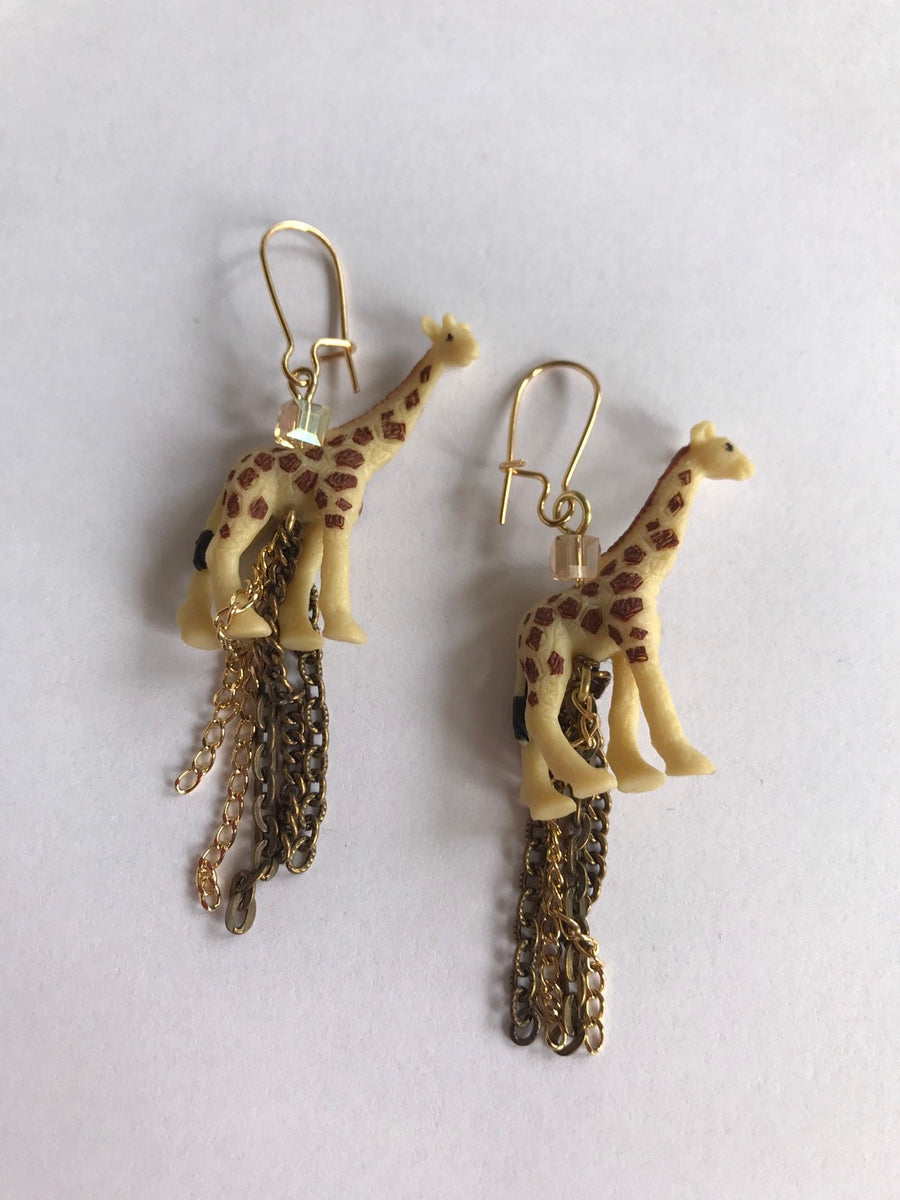 Lenora Dame Mini Giraffe Chain Tassel Earrings