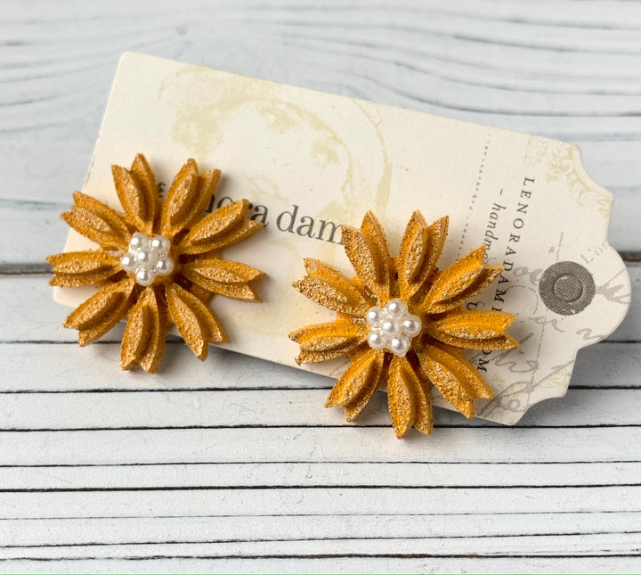 Lenora Dame Fresh As A Daisy Post Earrings