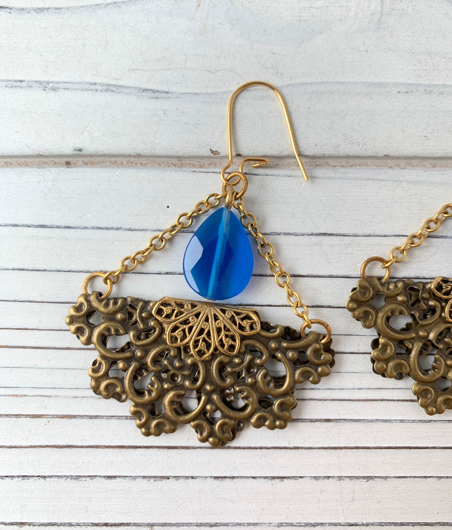 Lenora Dame Lantern Earring in Sky