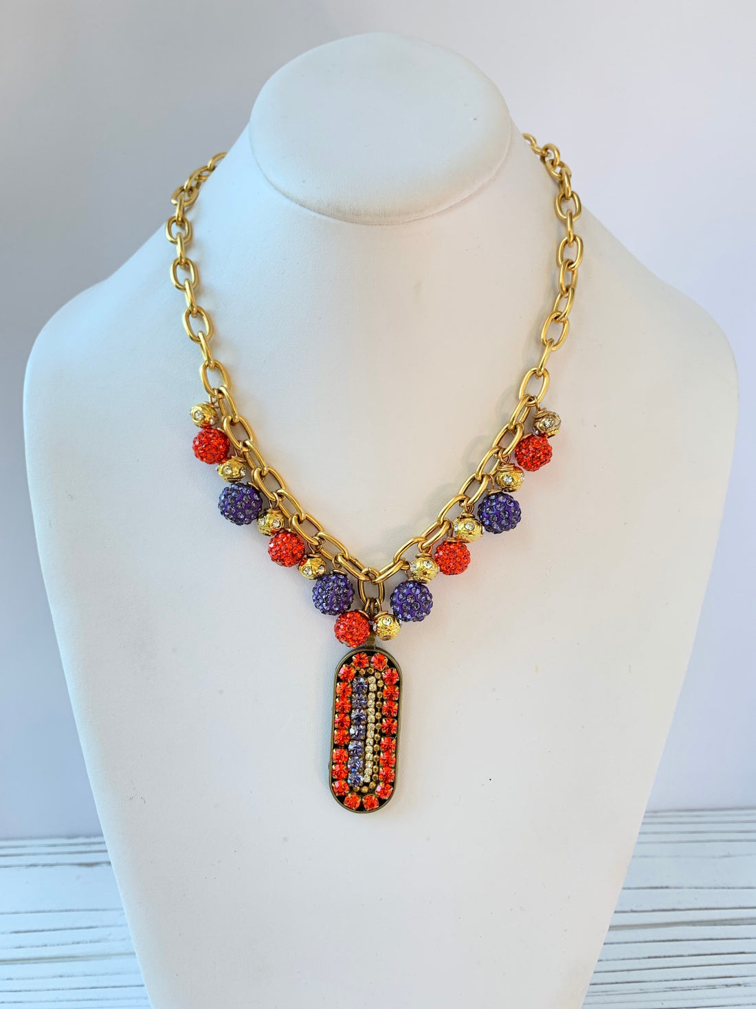 Lenora Dame Keyhole Mosaic Pendant Necklace in Clementine & Violet