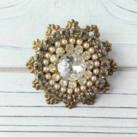 Lenora Dame Princess Anne Brooch in Smoky