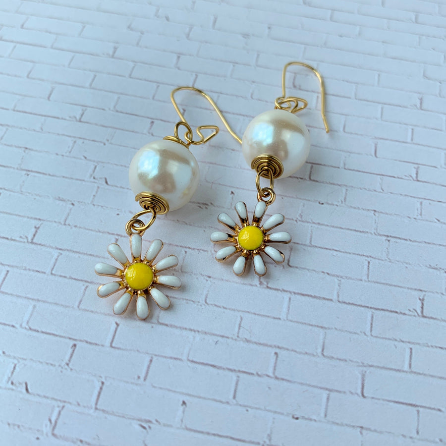 Lenora Dame Daisy Chain Pearl Earrings