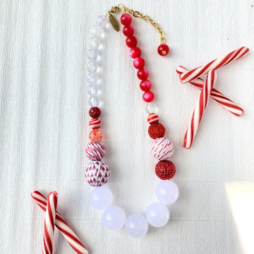 Red and White beaded Christmas necklace. Festive necklace for Christmas. 