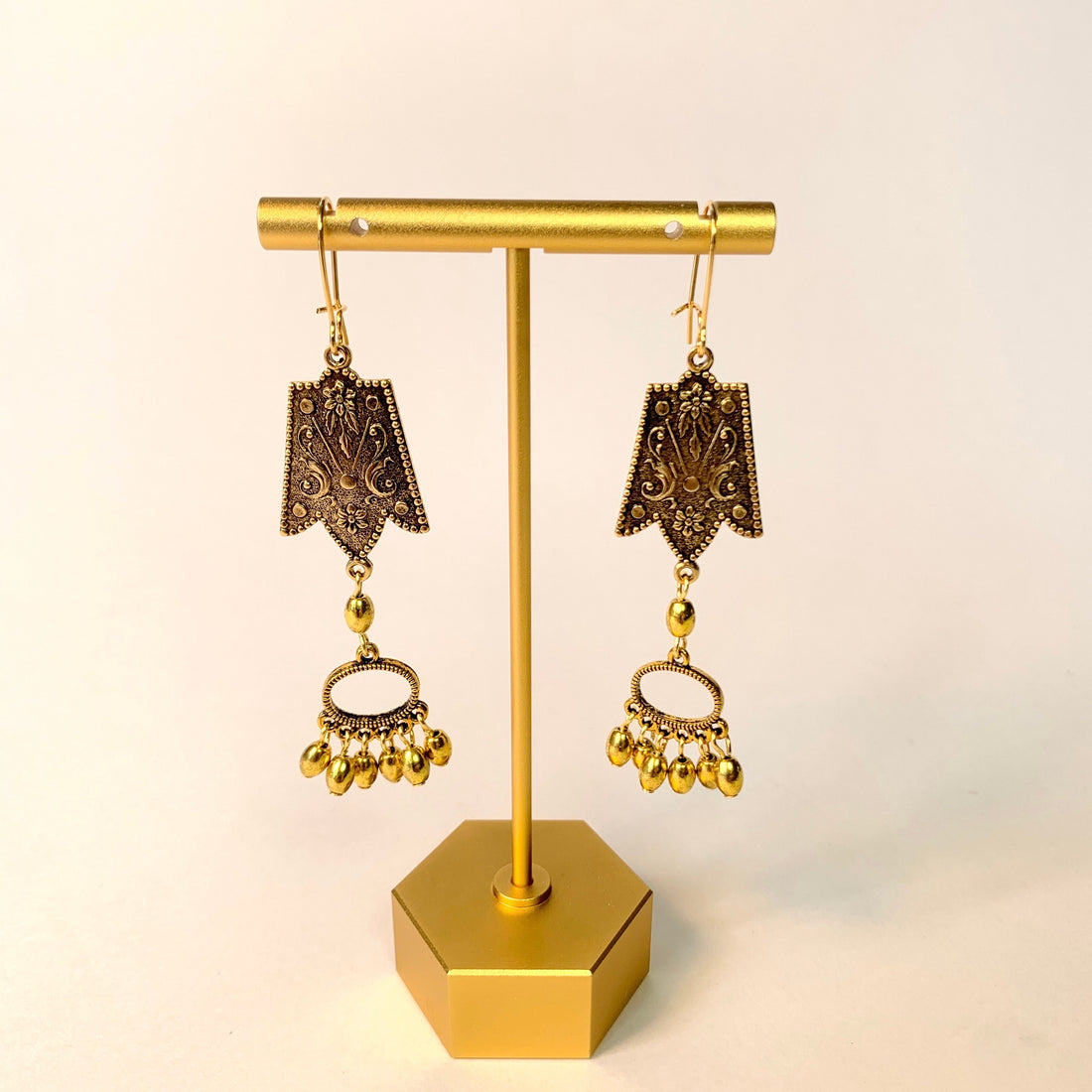 Lenora Dame Lilly Dangle Earring