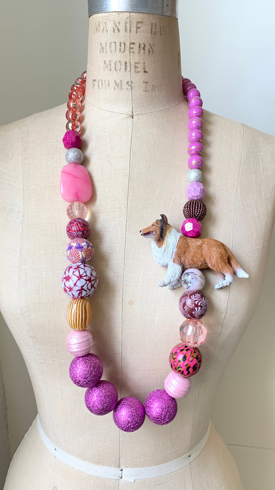 Lenora Dame Collie Queen Mum Necklace